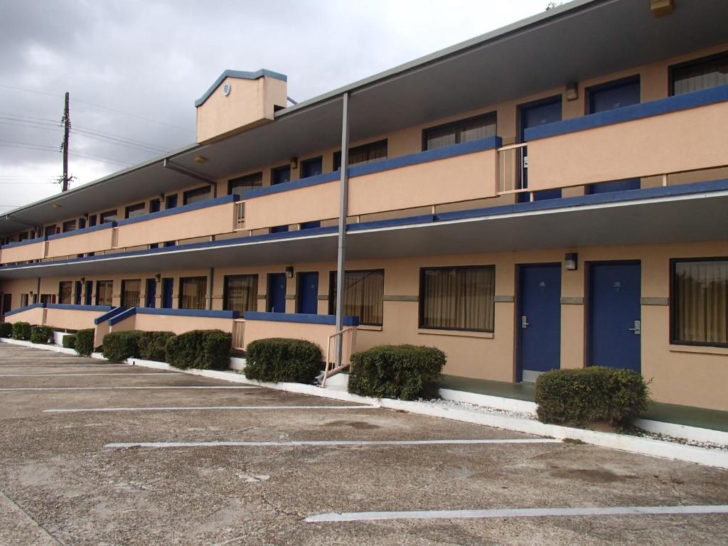 Travelodge By Wyndham Lafayette Εξωτερικό φωτογραφία